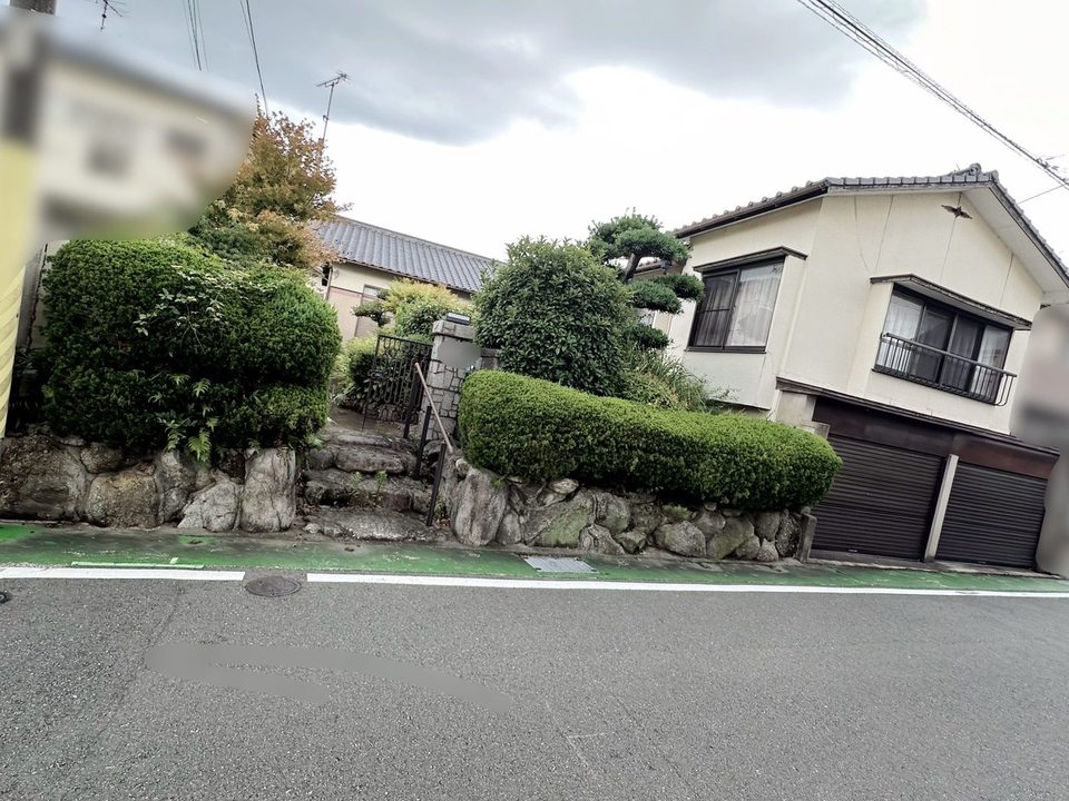 福岡市早良区の事例:買取前、空き家だった頃の和風一戸建て